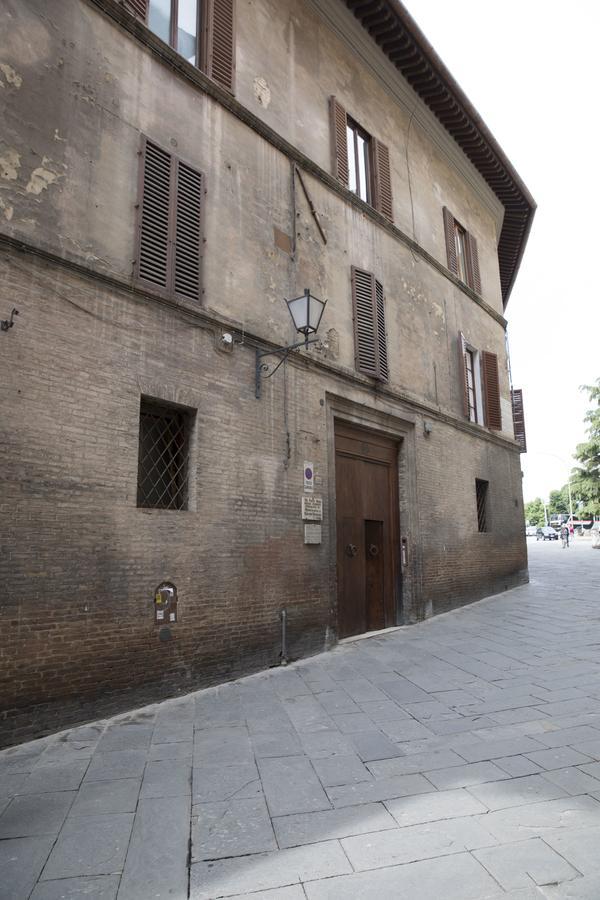 La Sapienza Di Al Hotel Siena Bagian luar foto